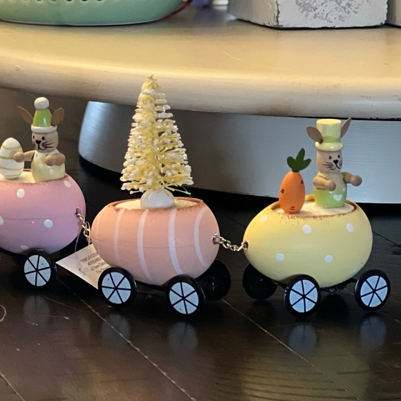 Only 1 Left❗️Easter Train - Picture 12 of 14